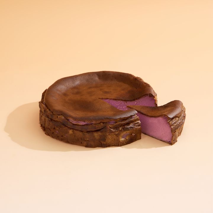 Basque Burnt Ube (Whole) – Banan