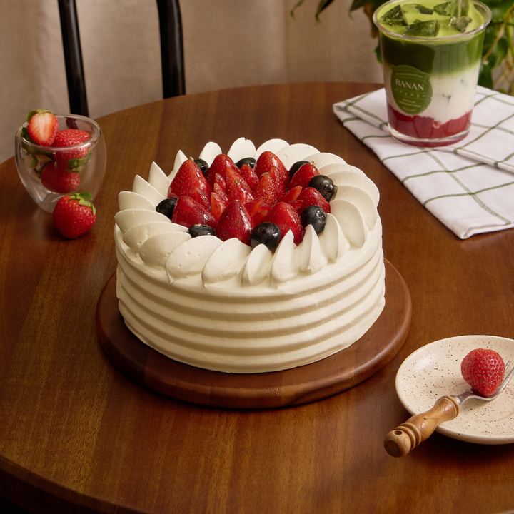 Signature Strawberry Cake